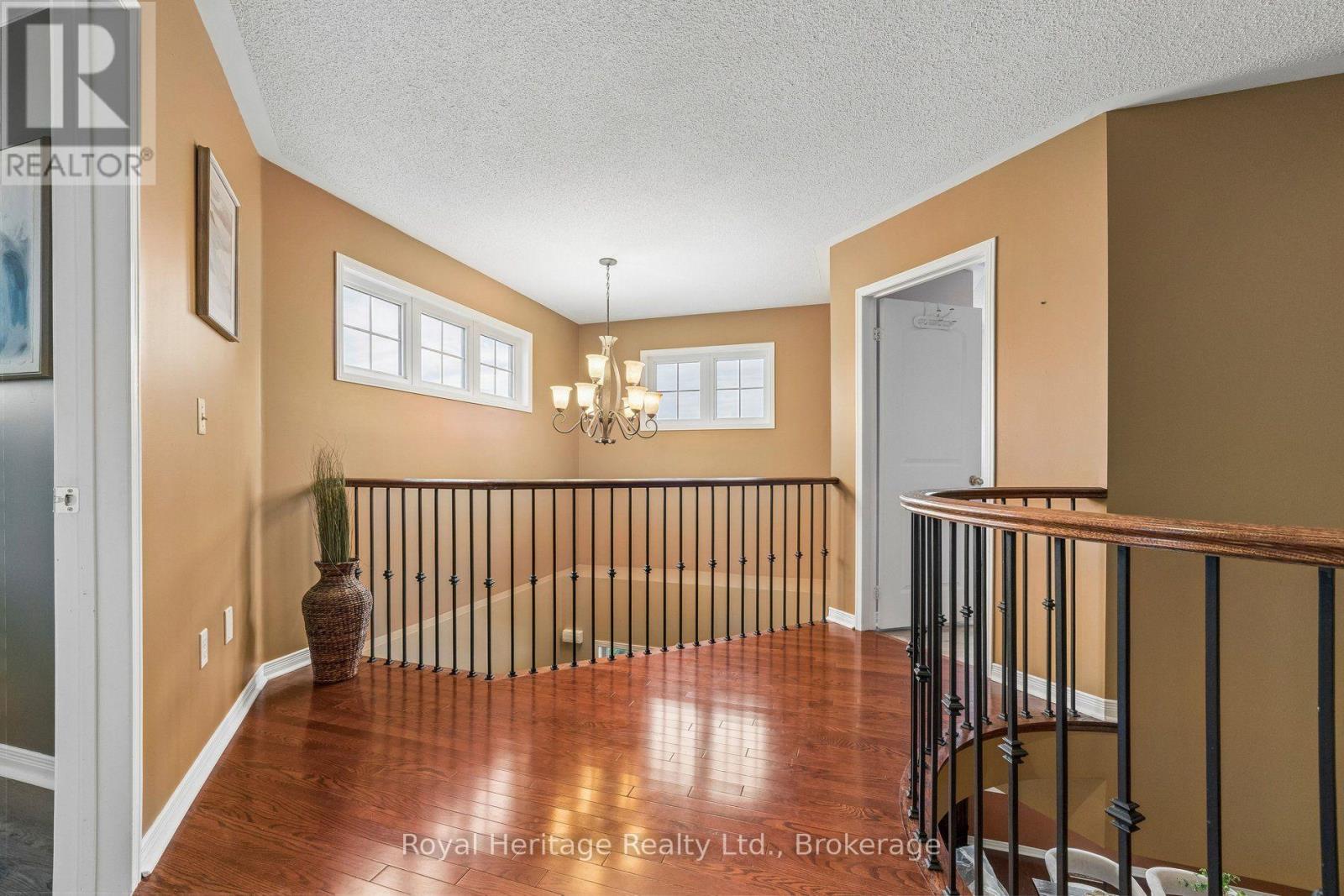 52 MCCORKELL Street, Clarington, ON photo 23