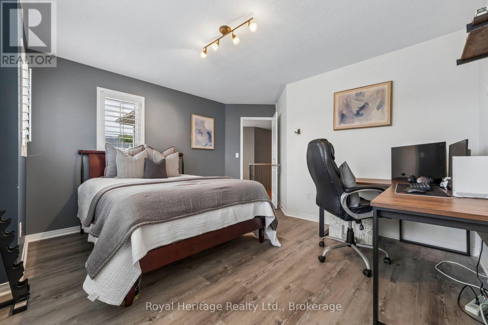 52 MCCORKELL Street, Clarington, ON photo 31