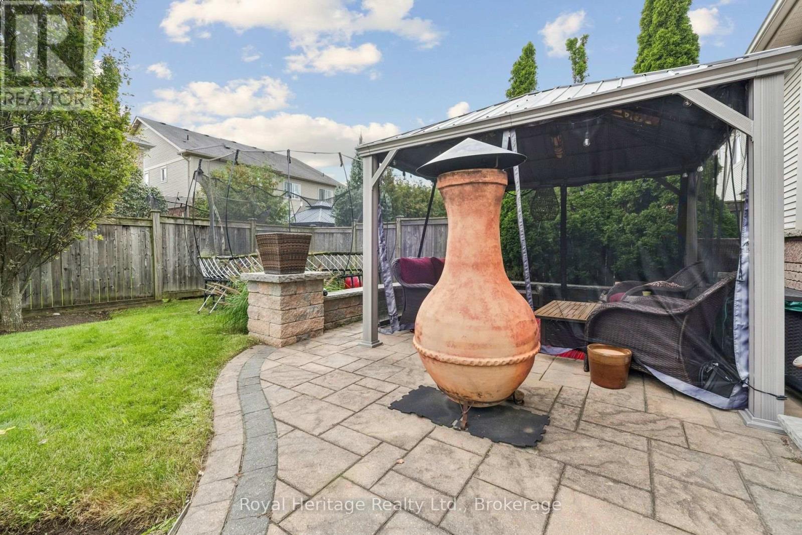 52 MCCORKELL Street, Clarington, ON photo 38
