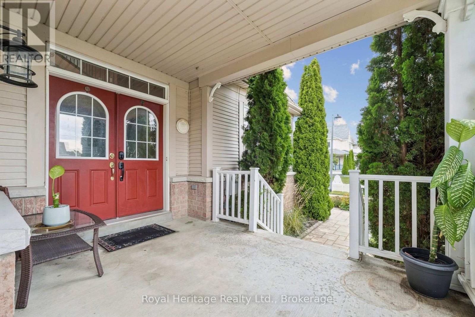 52 MCCORKELL Street, Clarington, ON photo 8