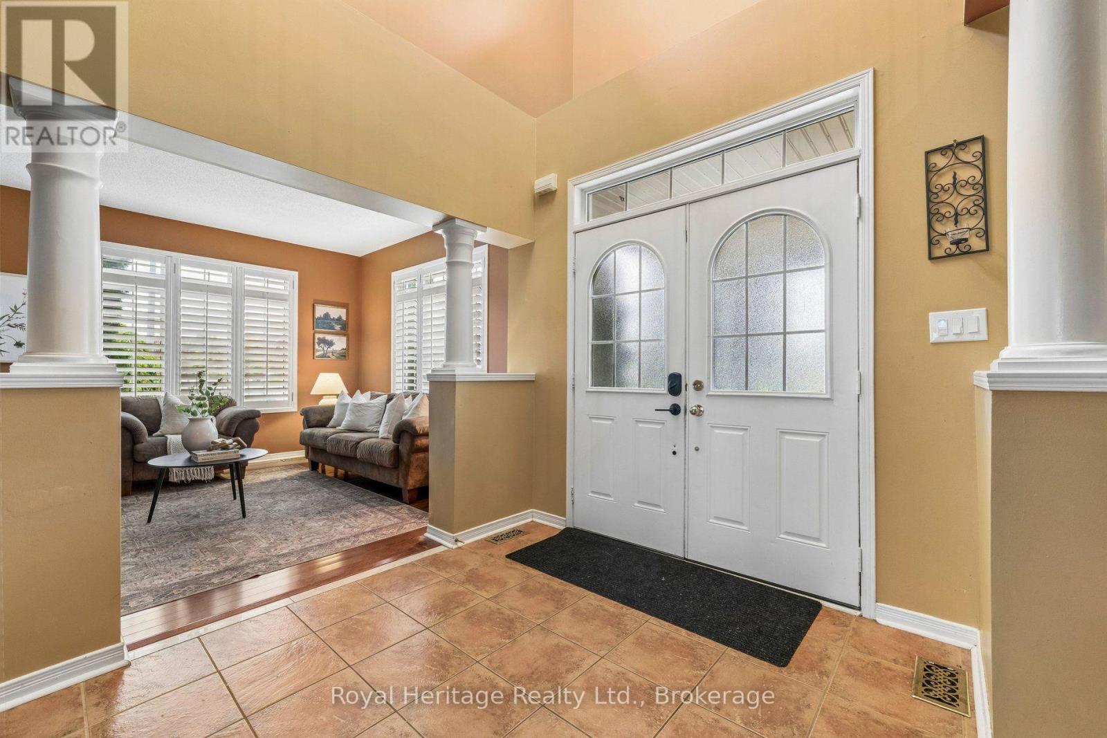 52 MCCORKELL Street, Clarington, ON photo 9