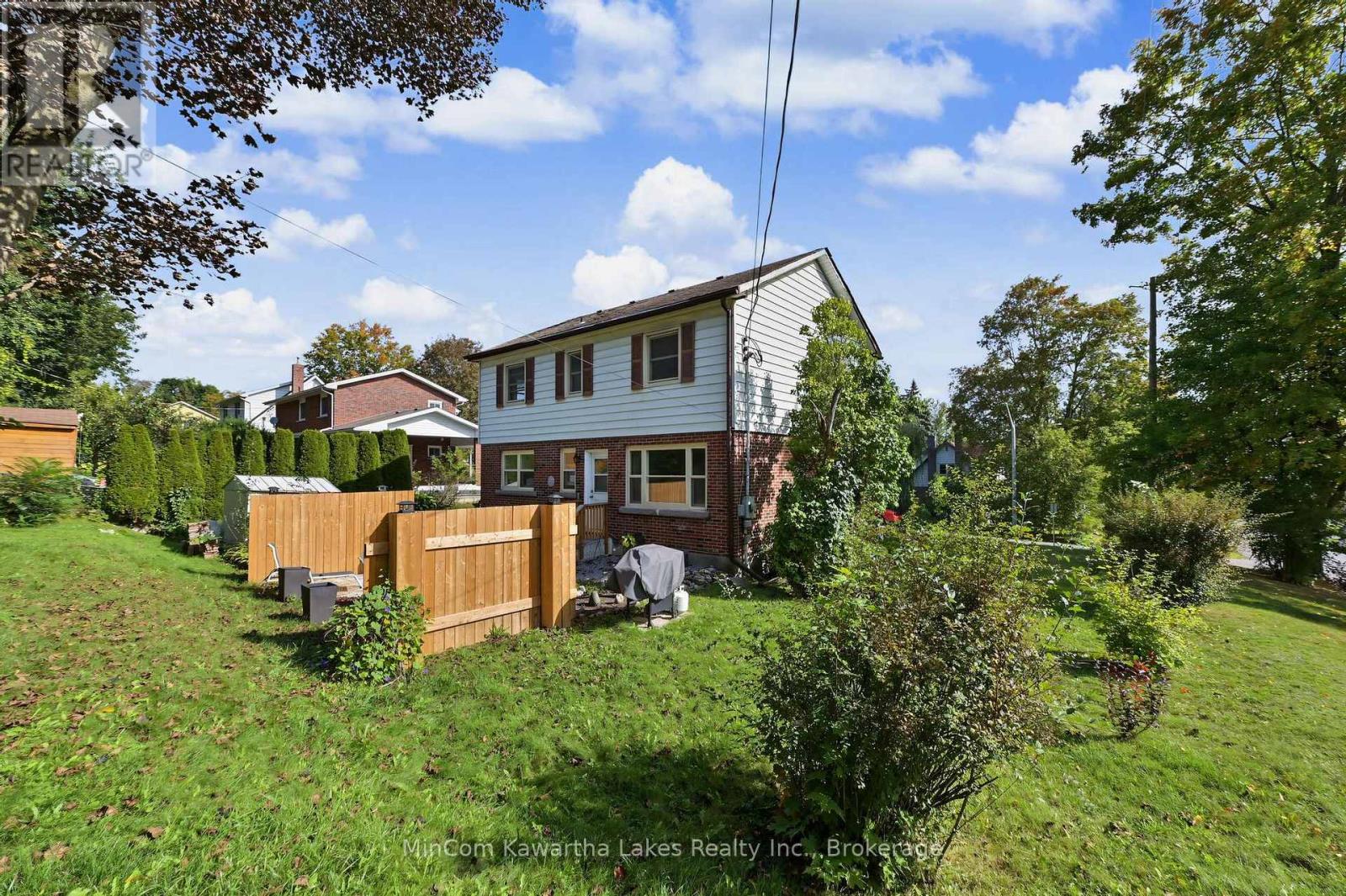 71 GREENHILL DRIVE - 28