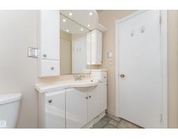 8743 Strathearn Dr Nw, Edmonton, AB T6C4C8 Photo 21