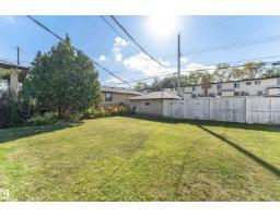 8743 Strathearn Dr Nw, Edmonton, AB T6C4C8 Photo 29