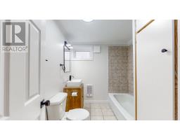 215 Canada Drive thumbnail 21