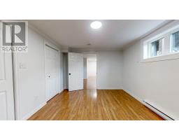 215 Canada Drive thumbnail 31