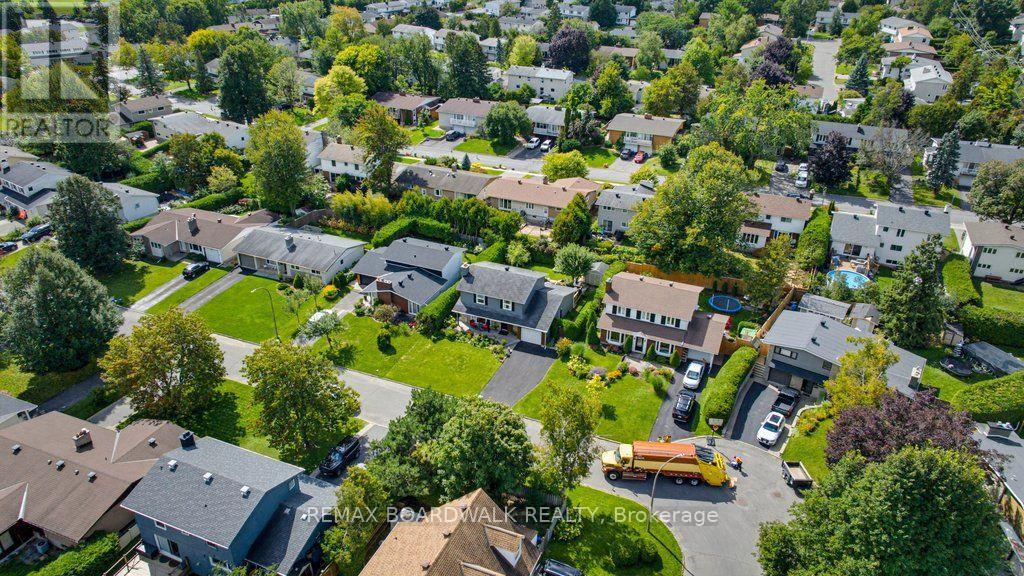 39 WELKIN CRESCENT - 47