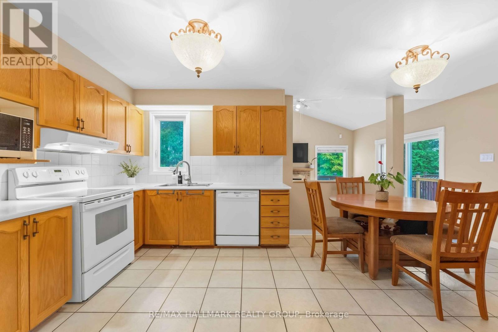 2053 ROLLING BROOK DRIVE photo 15