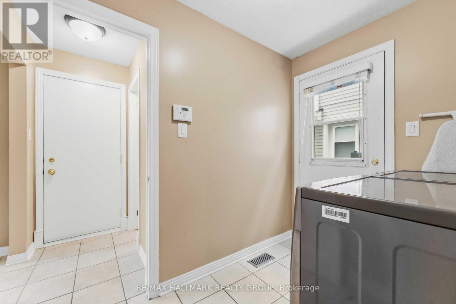 2053 ROLLING BROOK DRIVE photo 18