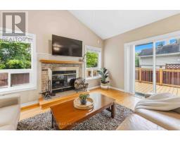 2053 Rolling Brook Drive, Ottawa, ON K1W1C9 Photo 16