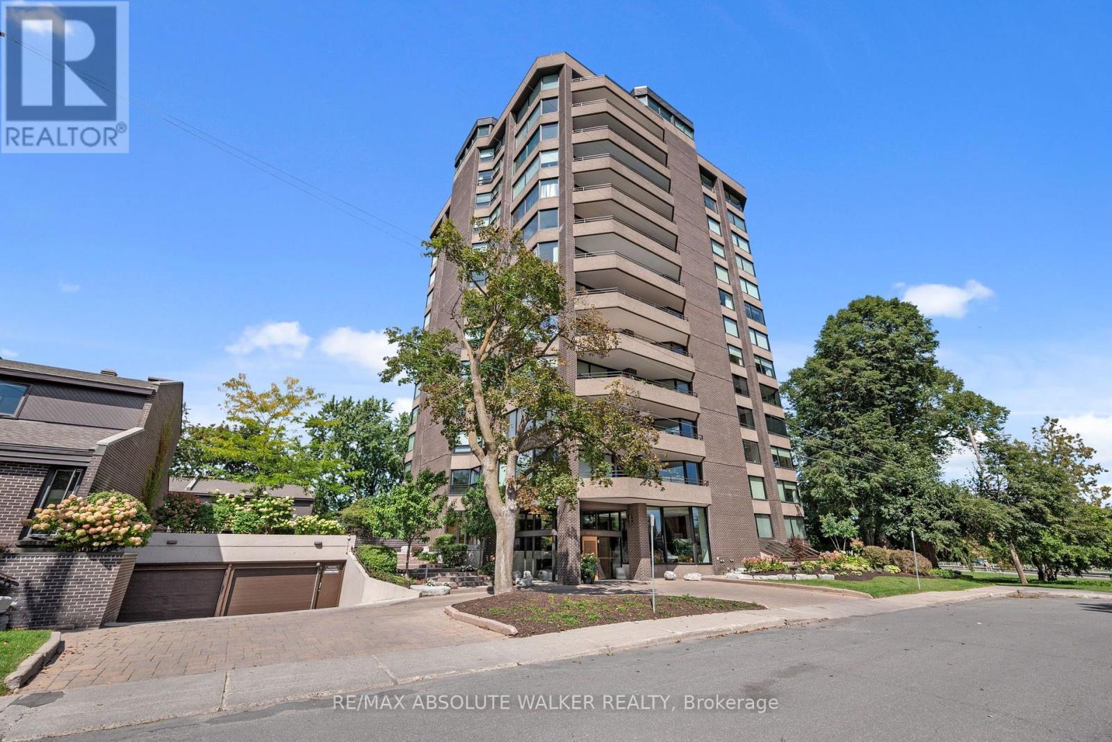 2 Bed, 2 Bath House for Sale in Ottawa – 9B – 300 QUEEN ELIZABETH DRIVE, Ottawa – MLS# X13795348 - Image 50