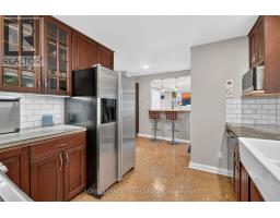 567 Redwood Avenue, Ottawa, ON K2A3E7 Photo 12