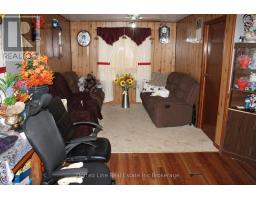 Mud room - 334 Glen Meyer Road, Norfolk, ON N0E1G0 Photo 8