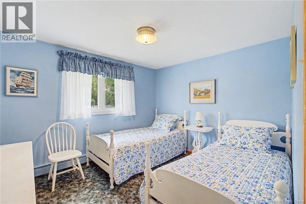 12 McNair Drive - Image 25