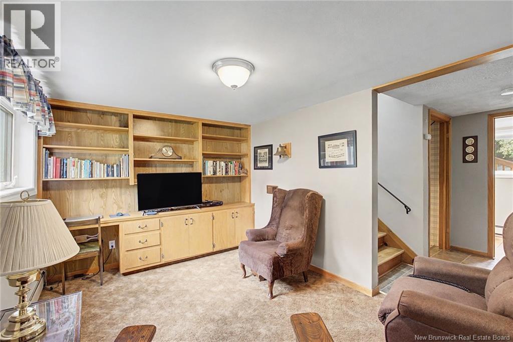 12 McNair Drive - Image 29