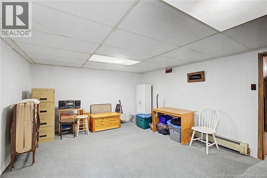12 McNair Drive - 32