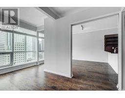 2405 - 10 Queens Quay W, Toronto, ON M5J2R9 Photo 12