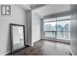 2405 - 10 Queens Quay W, Toronto, ON M5J2R9 Photo 9