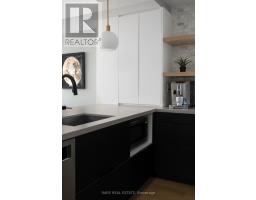21 - 11 Niagara Street, Toronto, ON M5V1C2 Photo 13