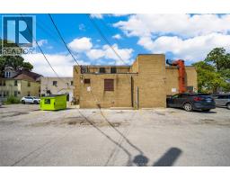 1015 University Avenue West, Windsor, ON N9A5S6 Photo 37