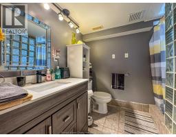 2270 Lillian, Windsor, ON N8X4B2 Photo 42