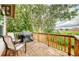 4pc Bathroom - 124 Shawinigan Way Sw, Calgary, AB T2Y2X2 Photo 10
