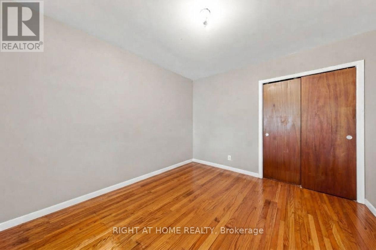 74 MINERVA AVENUE - 21