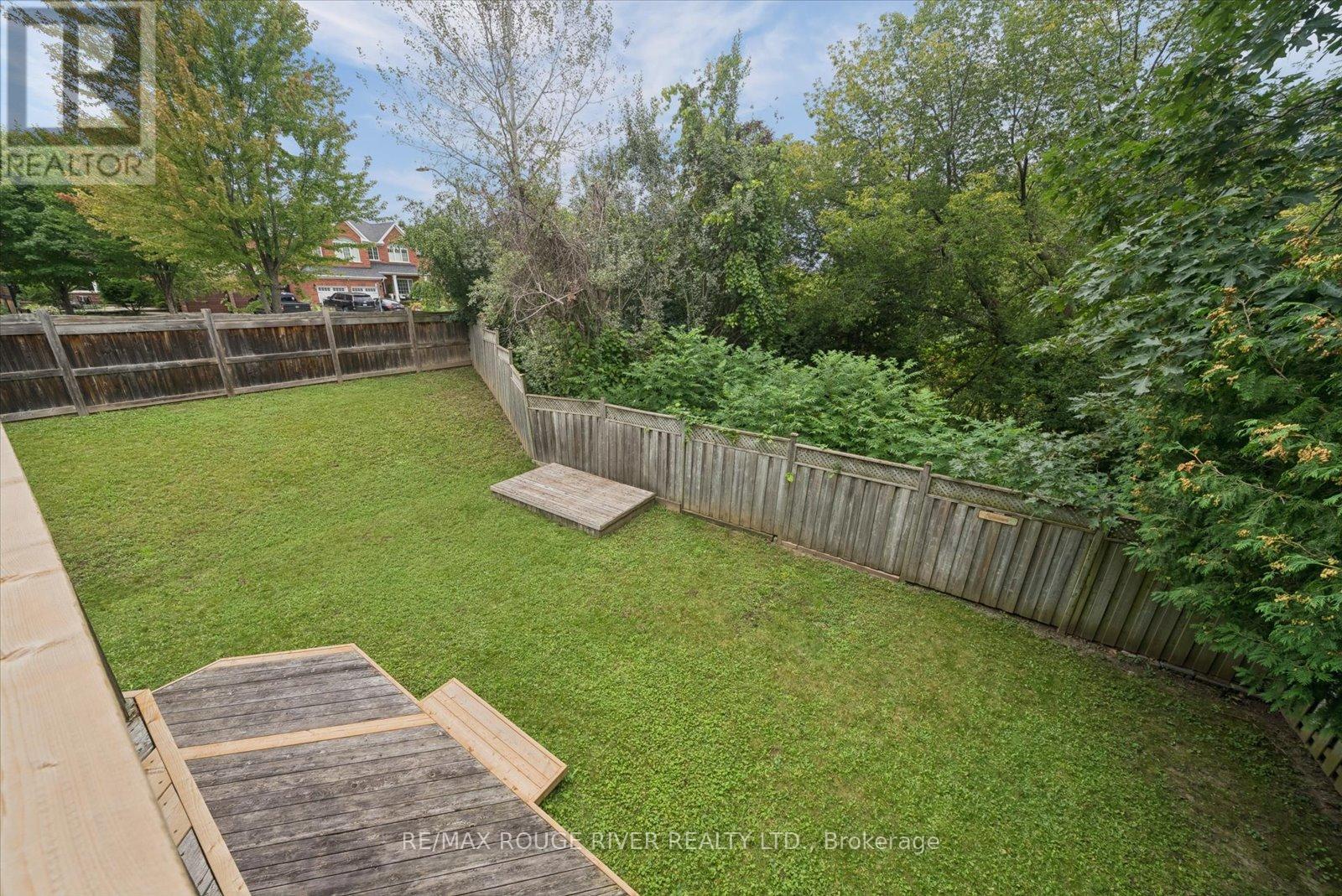 125 Gartshore Drive, Whitby, ON photo 44