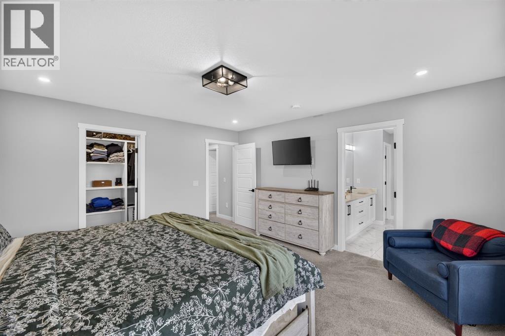 822 Mandalay Boulevard - 23