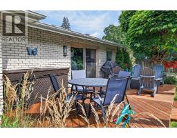 385 Main Street W, Grimsby, ON L3M1T1 Photo 39
