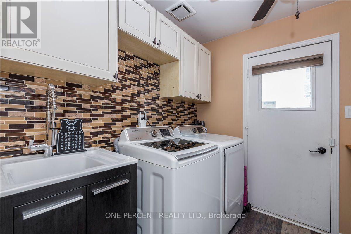 194 LIVINGSTONE STREET W - 11