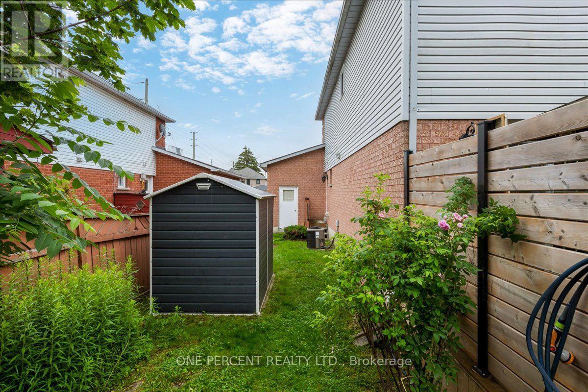 194 LIVINGSTONE STREET W - 33