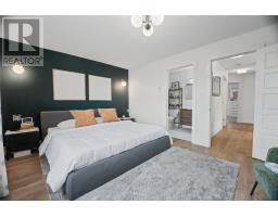 34 Great Southern Drive thumbnail 12