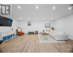 34 Great Southern Drive thumbnail 21