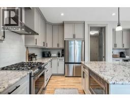 5pc Bathroom - 19 Cimarron Estates Manor, Okotoks, AB T1S0J8 Photo 13