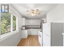 Bedroom - 80 Lyndhurst Street, Brantford, ON N3S4M9 Photo 6