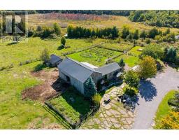 190 Wilson Road, Loyalist, ON K0K3N0 Photo 38