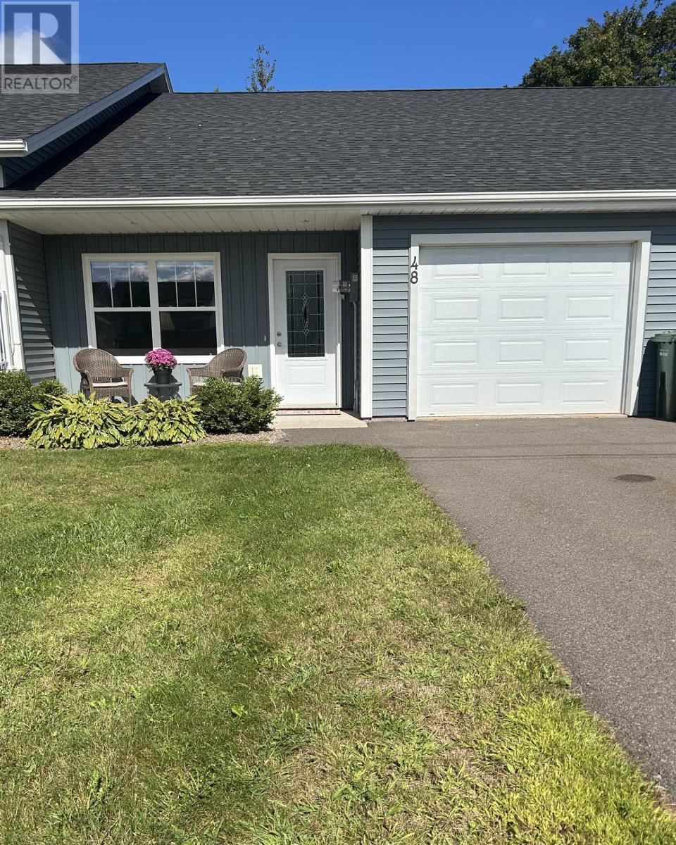 48 Stephanie Drive - 2