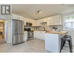 608 Macdonald Street, Beaver Bank, NS B4E1N3 Photo 10