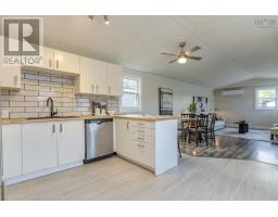 608 Macdonald Street, Beaver Bank, NS B4E1N3 Photo 13