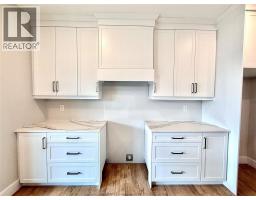 4pc Bathroom - 33 Duskridge Road, Chatham, ON N7L0G7 Photo 7