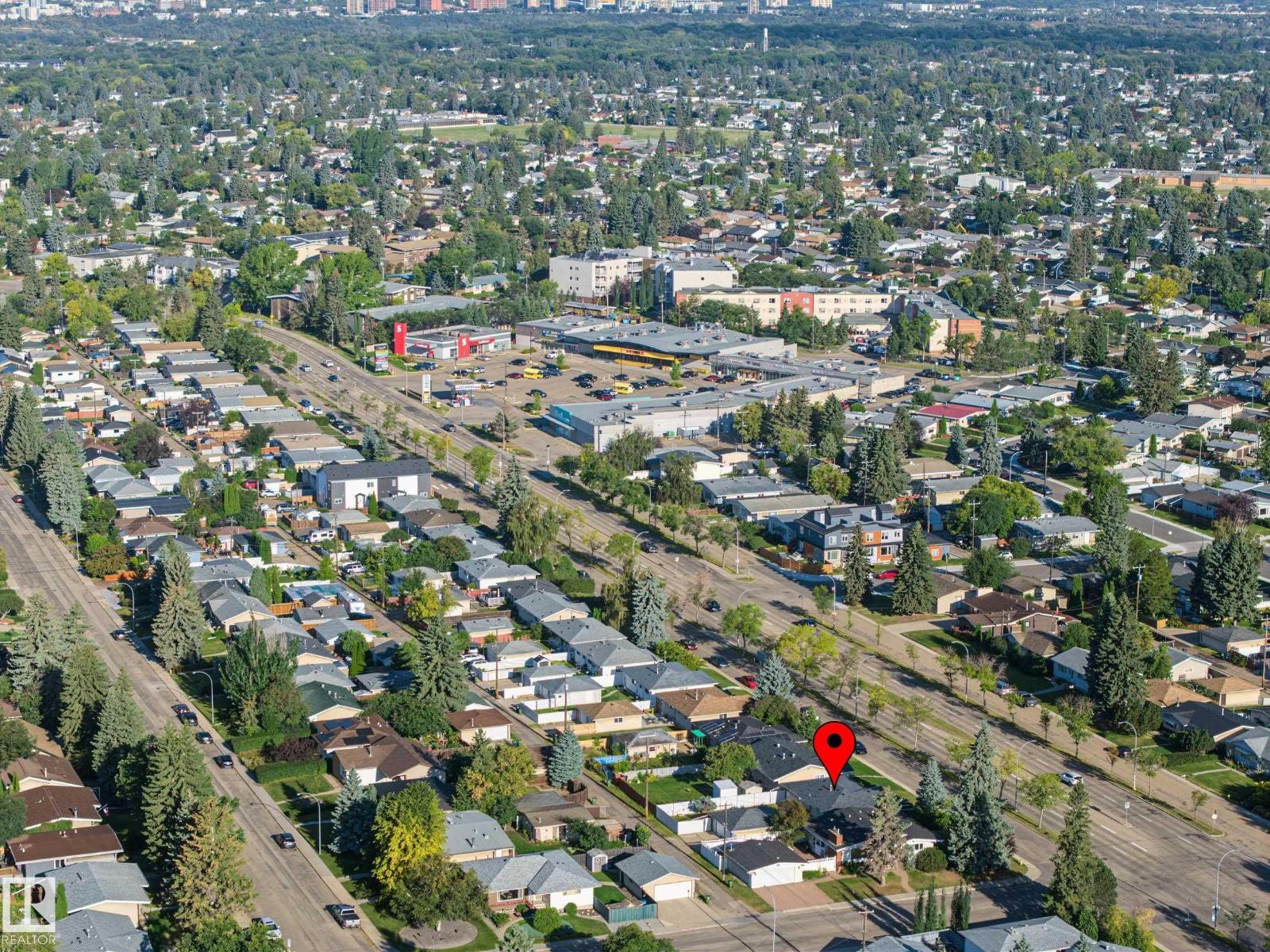 5707 90 AV NW - 46