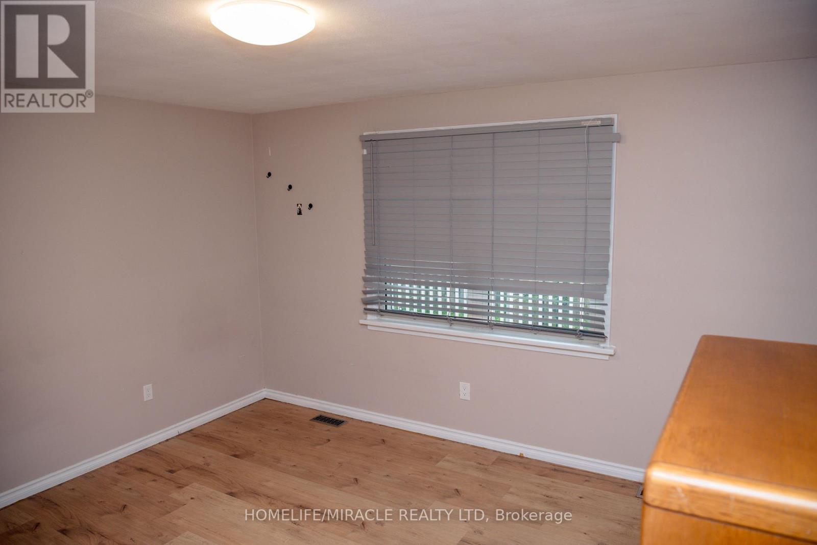 25 THORNRIDGE CRESCENT - 43