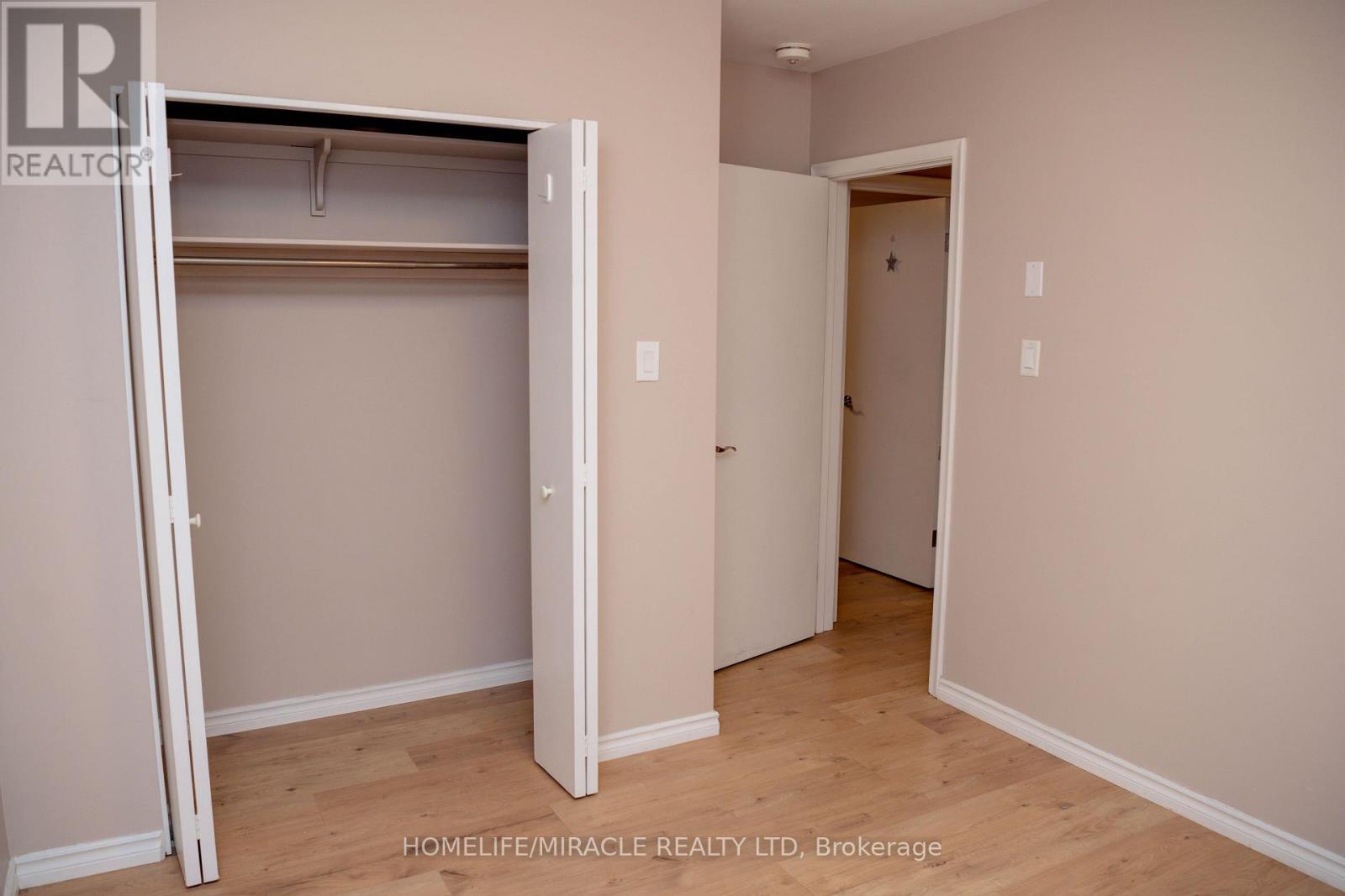 25 THORNRIDGE CRESCENT - 45