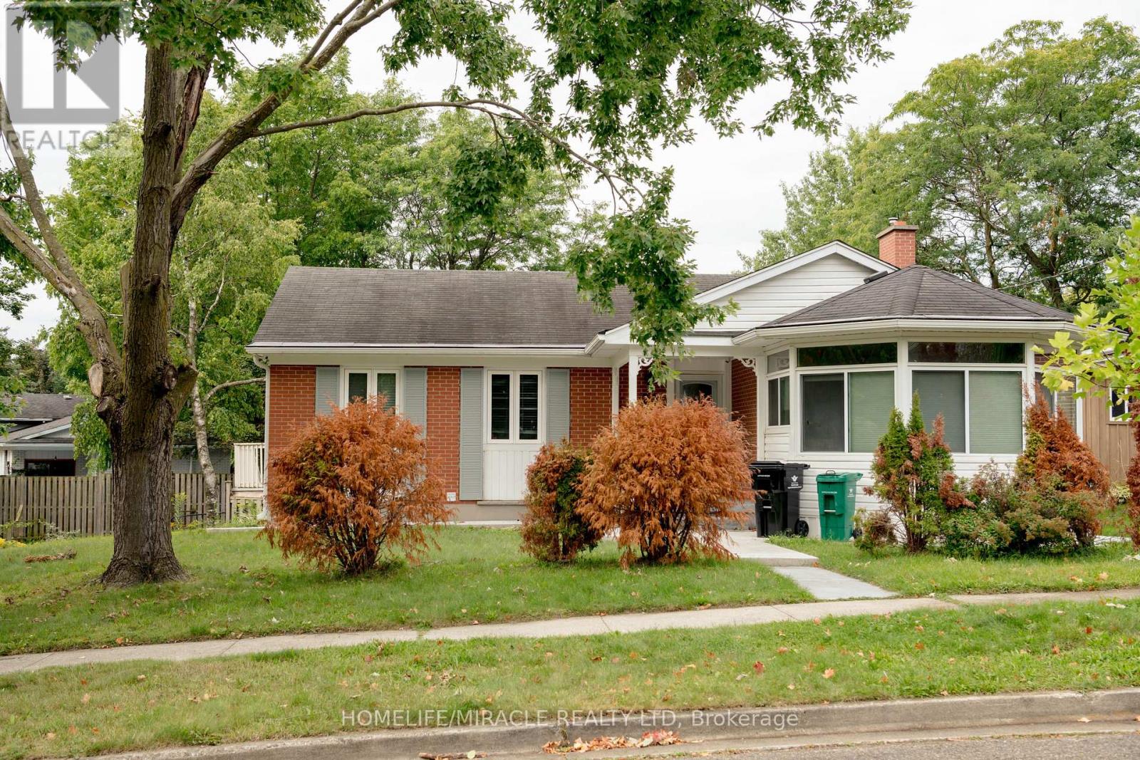 Property for sale at 25 THORNRIDGE CRESCENT
