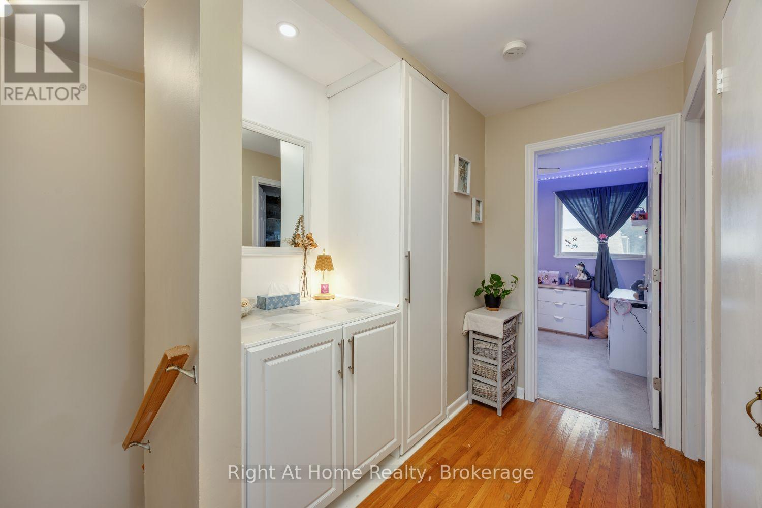 10 Newing Court, Ajax, ON photo 27