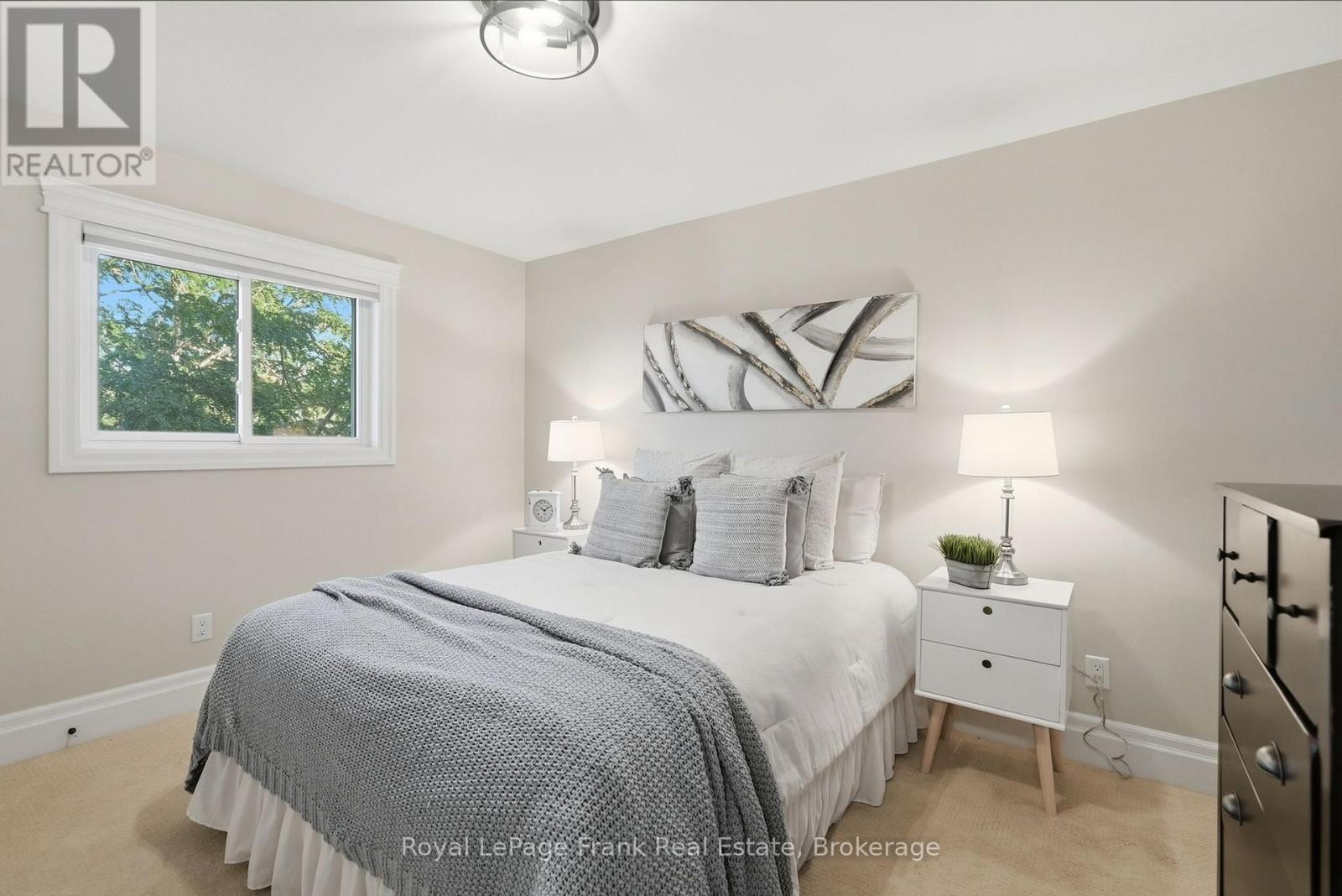 47 KENHILL BEACH ROAD - Image 31