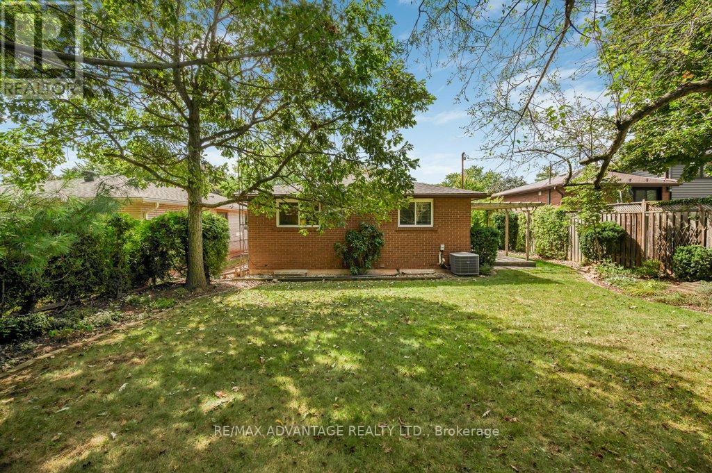581 GALWAY DRIVE - Image 37