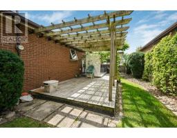 581 Galway Drive, Burlington, ON L7L2S6 Photo 33
