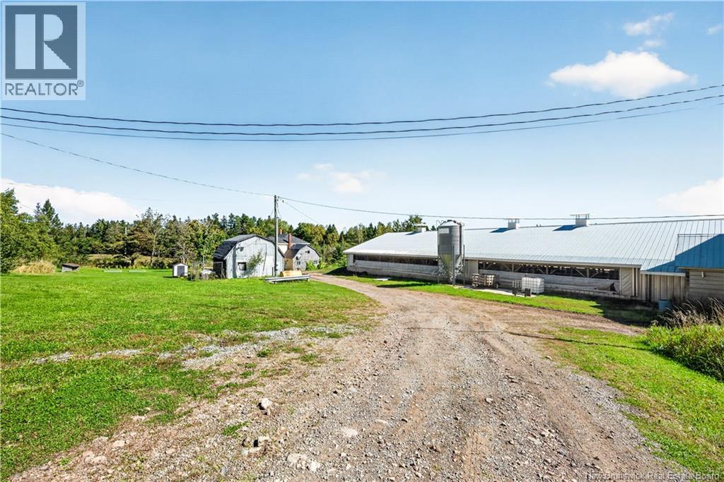 1497 Route 895 - Image 43